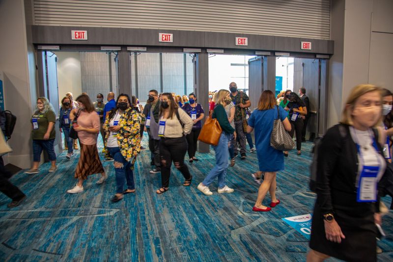 attendees entering the expo exhibit hall