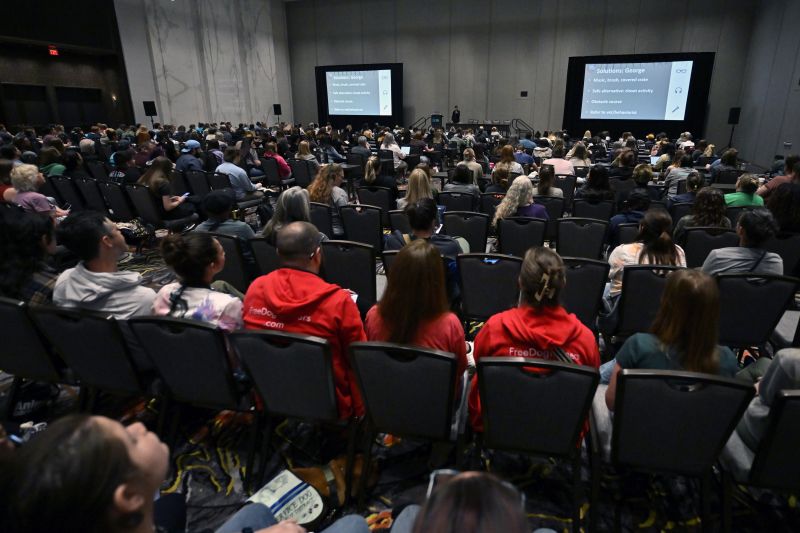 Full room of workshop attendees