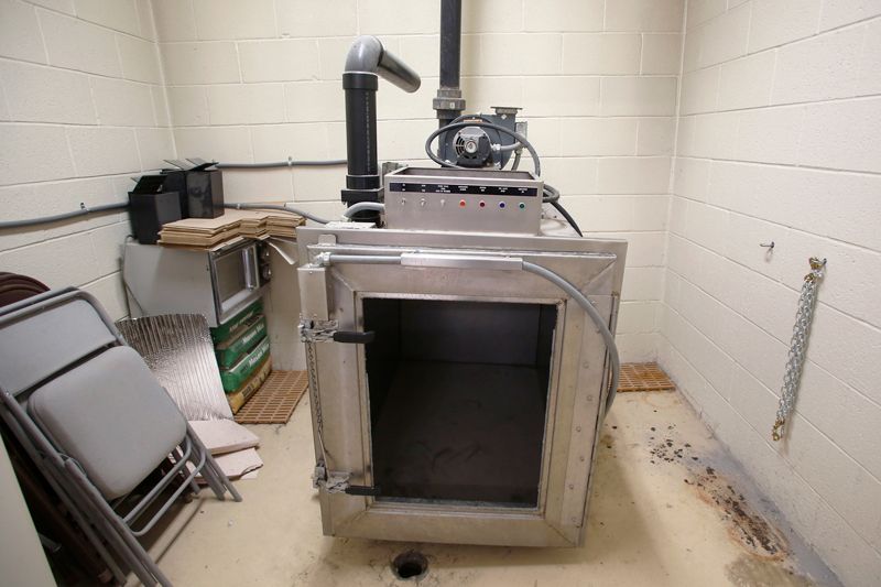 a gas chamber in a shelter